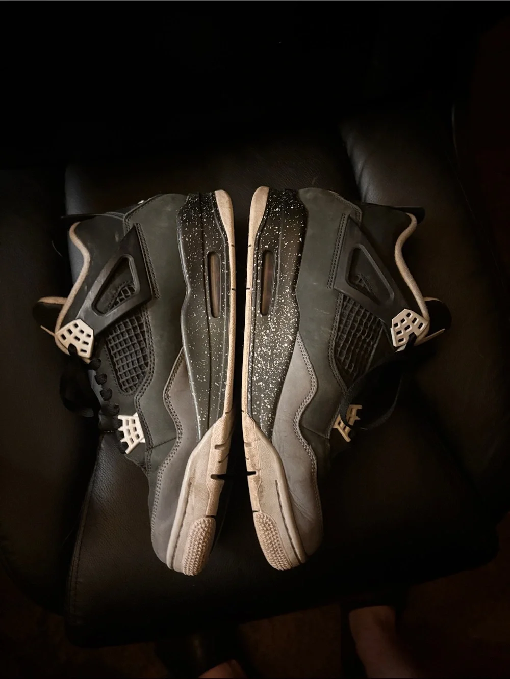 Jordan retro 4’s size 10.5